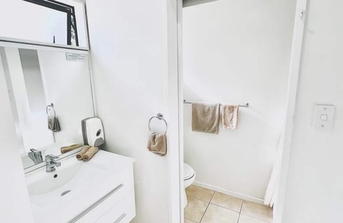 Christchurch City Centre Hotel | Gothic Heights Motel