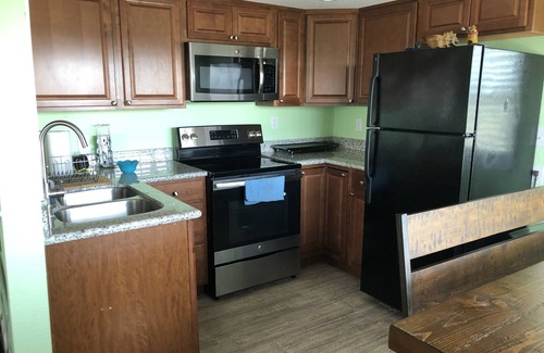 Cedar Lane Cabaña | Gotta get away? Fishing, kayaking, or just spending the day at the beach.