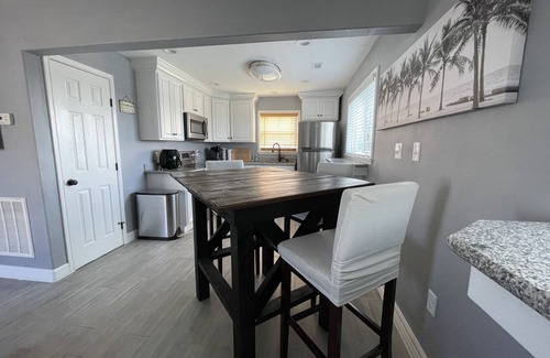 Cedar Lane Cabaña | Gotta get away? Fishing, kayaking, or just spending the day at the beach.