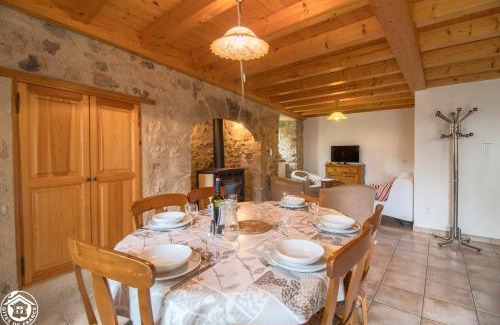 Saint-Quentin-sur-Sauxillanges Casa | Goulapie, Village de gîtes