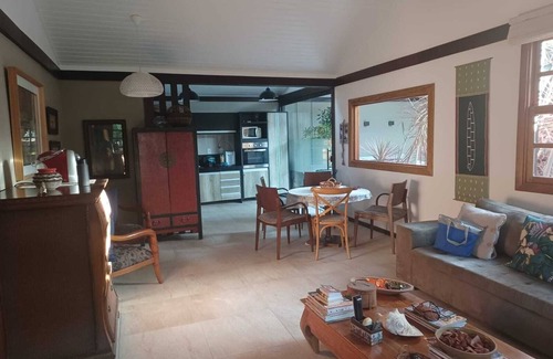 Manguinhos Casa | Gourmet house 100m from the sand