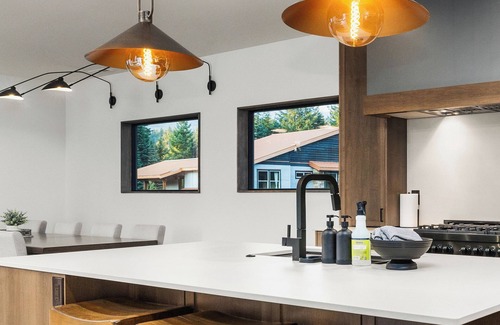 Government Camp Casa | Government Camp home with unbeatable views of Mt Hood & a sauna!