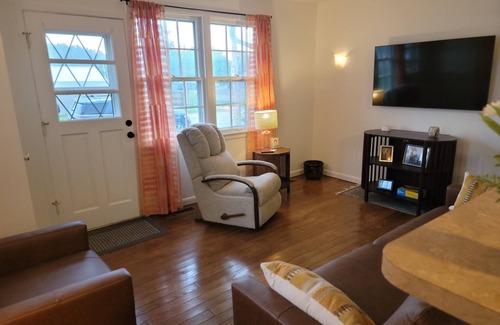 Sturgis Casa | Grace Cottage - Black Hills home, centrally located in Legendary Sturgis!