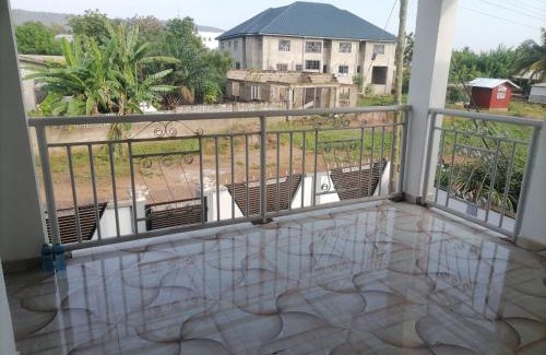 Ho Apartamento | Grace Doamekpor's Villa