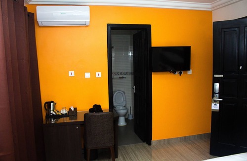 Sekondi-Takoradi Cama Y Desayuno | Grace Garden Hotel