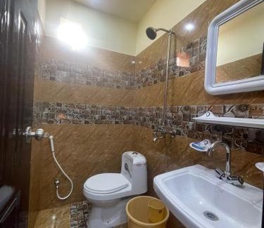 Gulberg Hotel | Grace one hotel