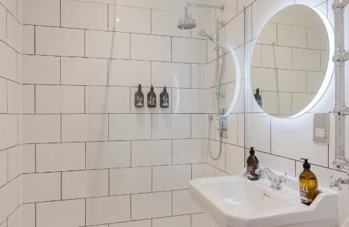 Tring Casa | Grace's Guesthouse Room 5