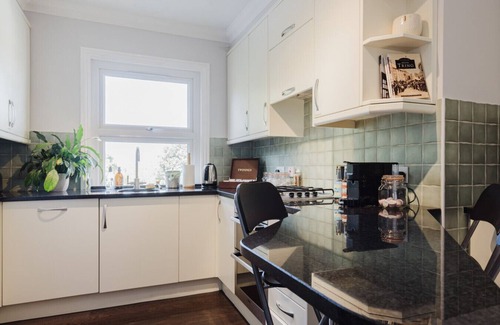 Tring Casa | Grace's Guesthouse Room 1