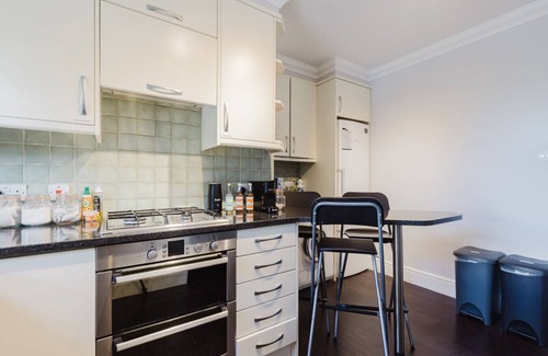 Tring Casa | Grace's Guesthouse Room 2