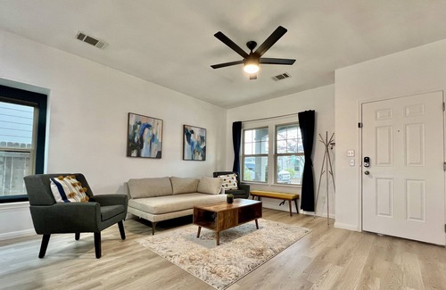 Austin Casa | Graceful Casita