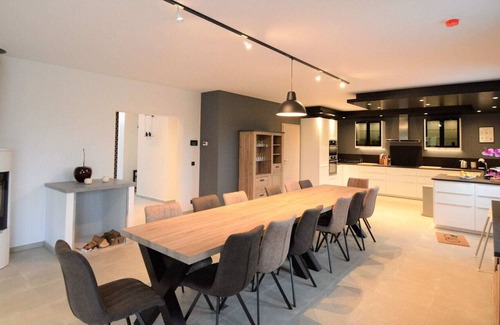 Beauraing Casa | Elegante casa de vacaciones en Beauraing con jardín vallado