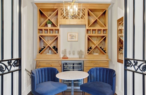Hitch Village - Fred Wessels Homes Casa | "Graceful Living in the Heart of Savannah’s East River."