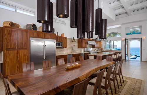 Buzzards Villa | Gracious 7 BR Villa La Salinas w/ Ocean views, Private Pool, Wet Bar, Swimmable Beach + More