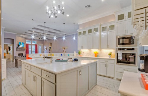 South Side Casa | Graford by AvantStay | Hot Tub, Firepit, Mini Putt