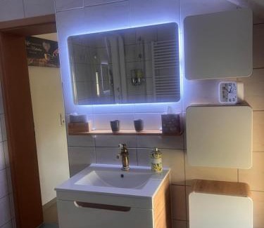 Frankenheim-Lindennaundorf Apartamento | Grahl´s Ferienwohnung