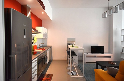 Rivas-Vaciamadrid Apartamento | Gramophone Loft. Finest accommodation for your business/leisure stays in Madrid.