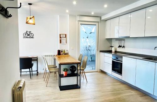 Barakaldo Apartamento | Gran Bilbao XI with parking by Aston Rentals