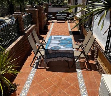 Las Acacias Casa | Gran casa cerca de la playa con 3 dormitorios en Pedregalejo