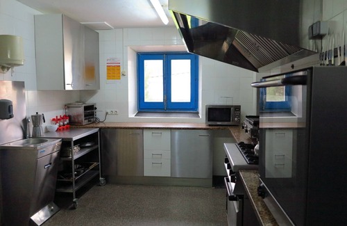 Les Preses Casa | GRAN CASA LA GARROTXA - SOLO TURISMO FAMILIAR CON NIÑOS, DEPORTIVO Y ESCUELAS