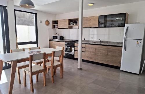 Villa Carlos Paz Apartamento | Gran Duplex Paseo Quattro 22 (centrico) - Cochera + Pileta
