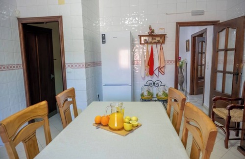 Antequera Chalet De Esquí | GRAN FINCA EL ROMERAL, IDEAL PARA FAMILIAS (apta para mascotas)