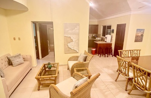 Los Llanos Apartamento | Gran Palm Royal 5 at Metro Country Club, Juan Dolio, Dominican Republic.