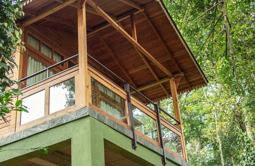 Kuttikkanam Chalet De Esquí | Granary Experience - Wooden Chalet in a plantation