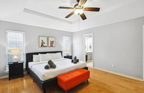 Far North Dallas Casa | Grand 4Br-2Bath Home 8 min From UT Dallas