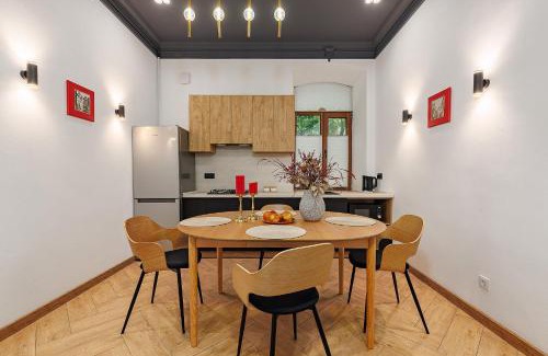 Lviv City Center Apartamento | Grand Apartment