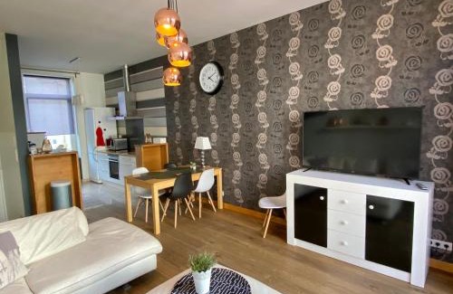 Jacht Apartamento | Grand Appartement Jourdan EU