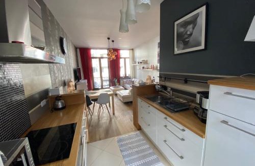 Jacht Apartamento | Grand Appartement Jourdan EU