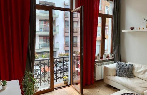 Jacht Apartamento | Grand Appartement Jourdan EU