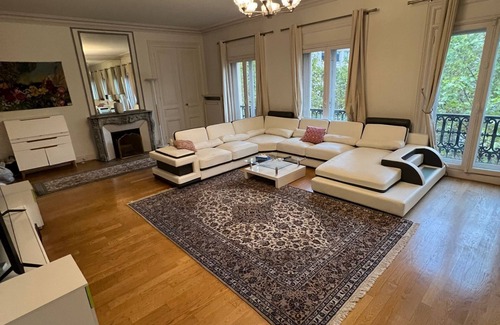 Faubourg-du-Roule Apartamento | Grand Appartement Standing Haut de Gamme Dans les Beaux Quartiers de la Capital