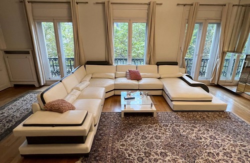 Faubourg-du-Roule Apartamento | Grand Appartement Standing Haut de Gamme Dans les Beaux Quartiers de la Capital