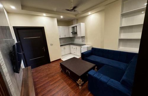 Faisalabad Apartamento | Grand atrium