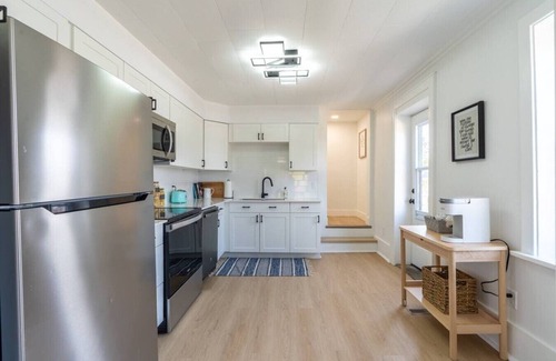 Grand Bend Casa | Grand Bend 5BR Retreat | Hot Tub, Fire Pit & BBQ
