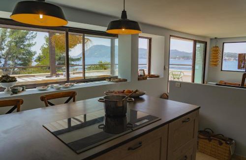 Les Sablettes Casa | "Grand Bleu" Villa direkt am Meer
