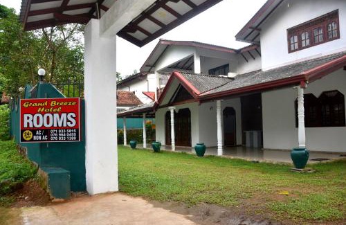 Kirindiwela Casa | Grand Breeze Hotel