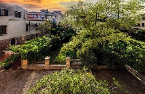 Dorsoduro Apartamento | Grand Canal Elegance: Luxurious Stay at Casa Mainella – Palazzina Marioni
