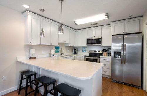 Gulf Place Condominio | Grand Caribbean 201 by Scenic Stays!