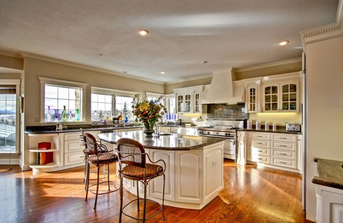 Calgary Casa | Grand Castle