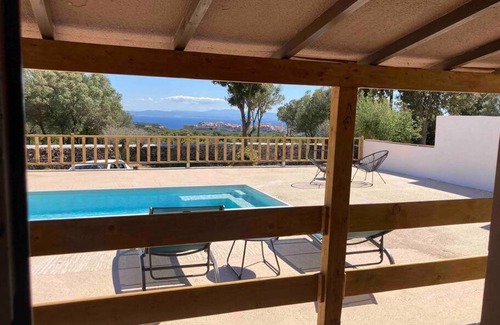 Bonifacio Chalet De Esquí | Grand chalet d’été avec piscine