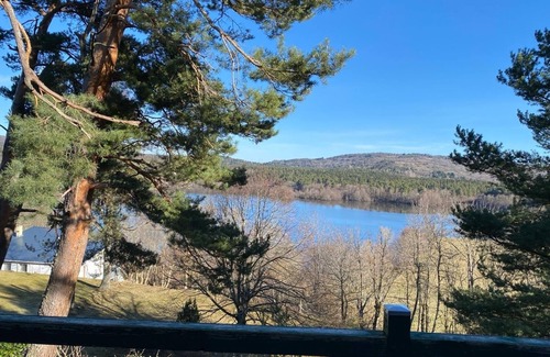 Aydat Chalet De Esquí | Grand Chalet en Auvergne au Bord du lac Daydat, 3 Chambres, Grand Terrain