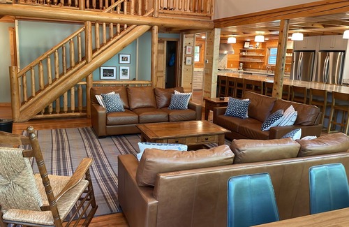 Thayerville Casa | Grand Chestnut Lodge | Lakefront w/ Game Room, Hot Tub & Dock!