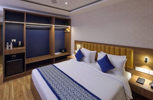 Brookefield Hotel | Grand Continent Brookefield – A Sarovar Portico Affiliate Hotel
