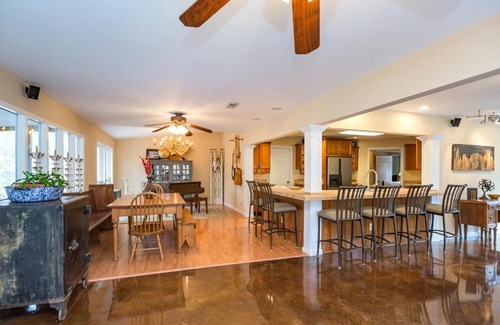 Bellevue Casa | Grand Dream Vacation Home in Nashville 7+ beds!