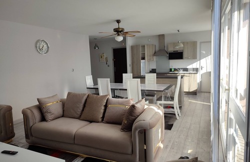 Creil Apartamento | Grand et Superbe Appartement Entier Proche Paris