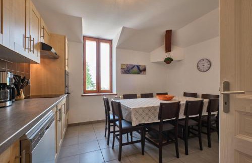 Saint-Geoire-en-Valdaine Apartamento | Grand Gîte du Château de St Geoire