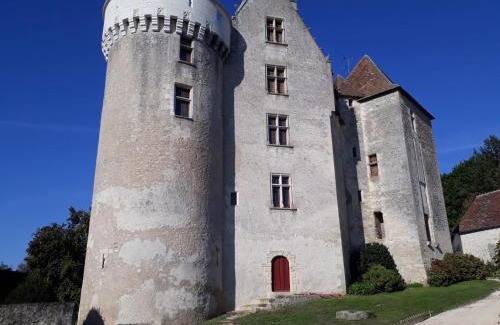 Betz-le-Chateau Casa | Grand gîte au château de Betz-le-Château