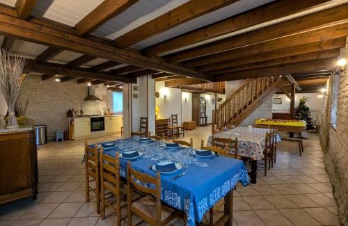 Angeduc Casa | Grand Gîte Familial avec Piscine Chauffée, Wi-Fi et Animaux Bienvenus - FR-1-653-272